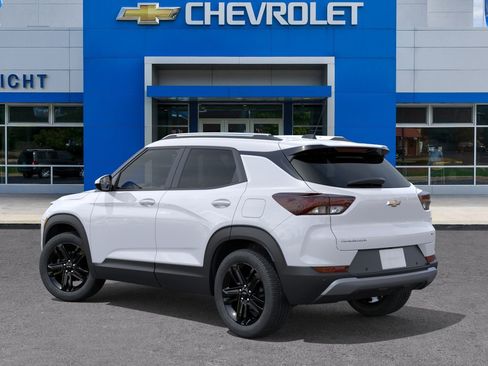 New 2026 Chevrolet TrailBlazer LT w/ Convenience Package FWD image 27