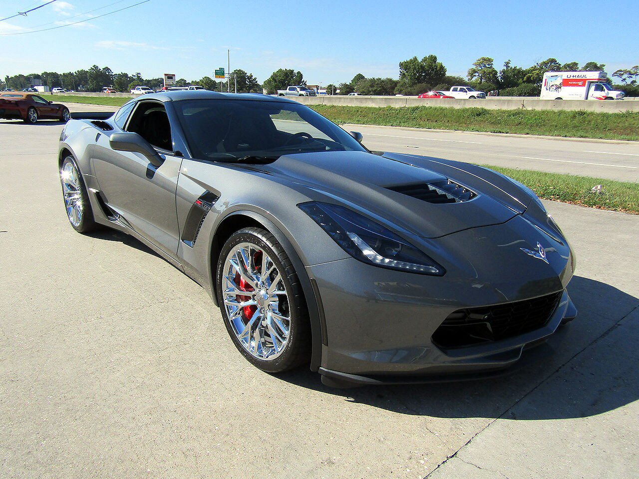Used 2016 Chevrolet Corvette Z06 w/ 3LZ Preferred Equipment Group RWD image 3