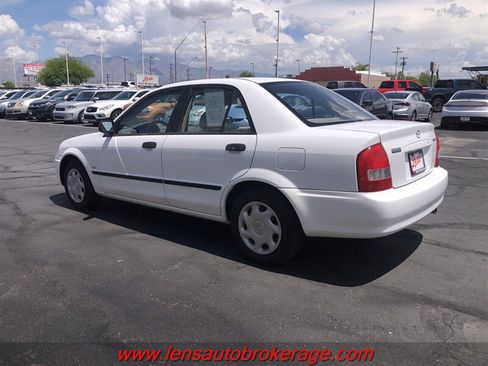 Used 2001 MAZDA Protege FWD image 7
