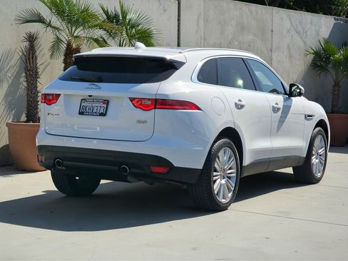 Used 2019 Jaguar F-PACE Portfolio image 6