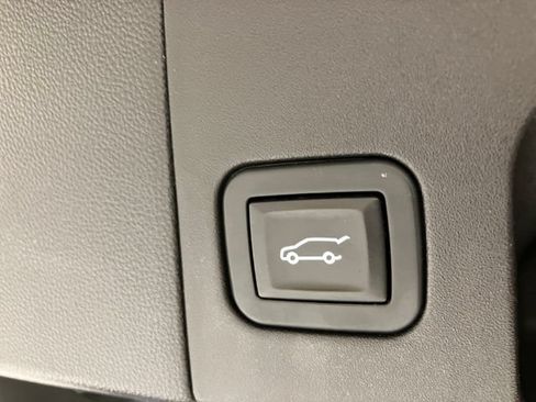Used 2017 Cadillac XT5 Luxury FWD image 44