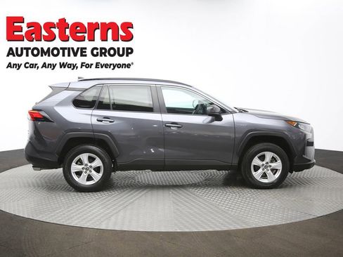 Used 2021 Toyota RAV4 LE image 44