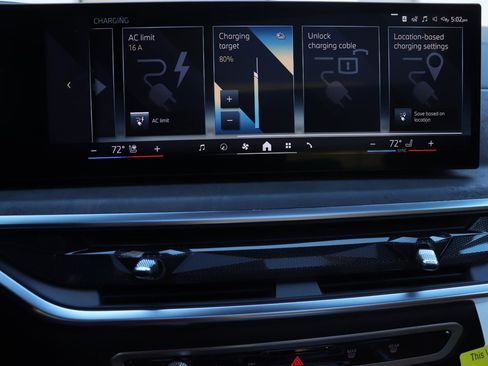 New 2026 BMW X5 xDrive50e w/ Climate Comfort Package image 38