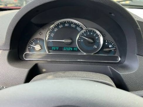 Used 2010 Chevrolet HHR LS FWD image 6