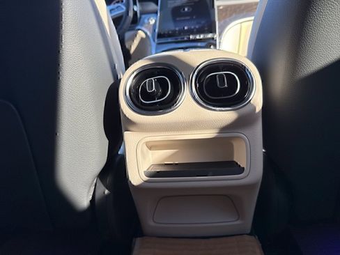 Certified 2026 Mercedes-Benz GLC 300 4MATIC image 18