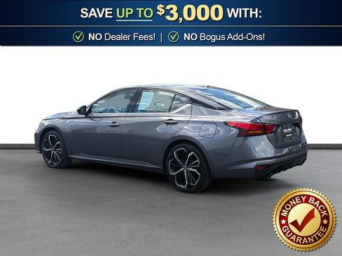 Used 2024 Nissan Altima 2.5 SR image 4