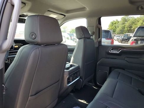 New 2026 GMC Sierra 1500 SLT w/ SLT Premium Package AWD/4WD image 12