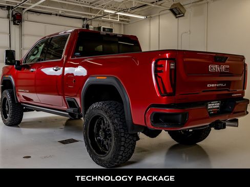 Used 2024 GMC Sierra 2500 Denali w/ Denali Reserve Package AWD/4WD image 7
