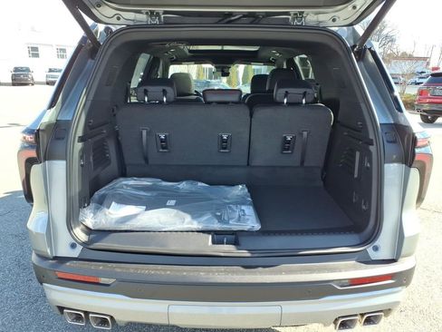 New 2026 Chevrolet Traverse Z71 w/ Enhanced Driving Package AWD/4WD image 22