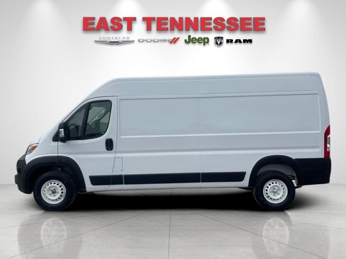 Used 2025 RAM ProMaster 2500 w/ Storage Group image 6