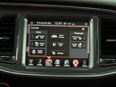 Used 2016 Dodge Challenger SRT Hellcat image 33