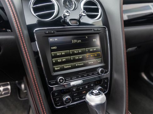 Used 2018 Bentley Flying Spur S V8 AWD/4WD image 31