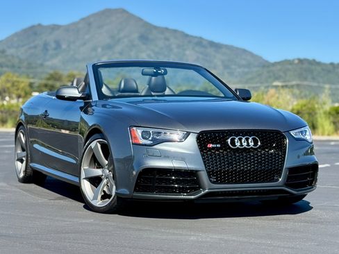 Used 2014 Audi RS 5 Cabriolet AWD/4WD image 3