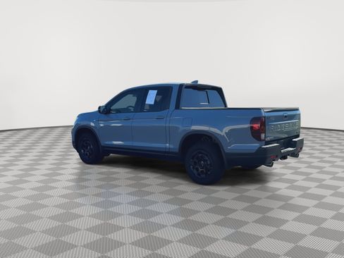 Used 2025 Honda Ridgeline TrailSport+ image 6