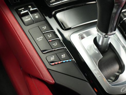Used 2016 Porsche Cayenne GTS AWD/4WD image 57