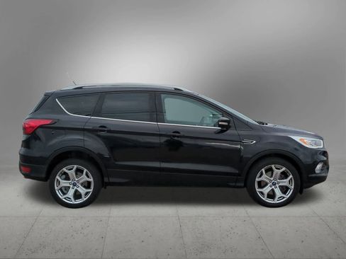 Used 2019 Ford Escape Titanium image 7