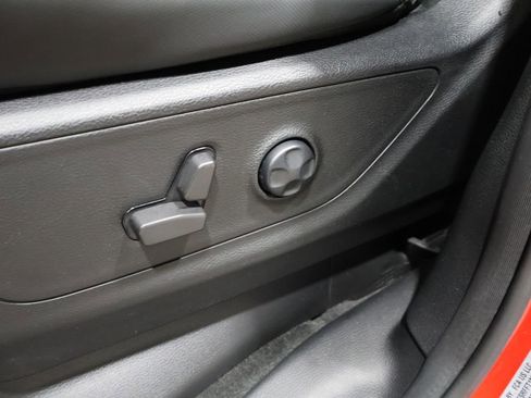 Used 2021 RAM 1500 Big Horn w/ Built-to-serve Edition image 13