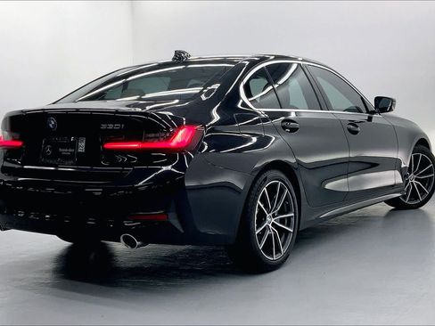 Used 2019 BMW 330i Sedan w/ Driving Assistance Package RWD image 4