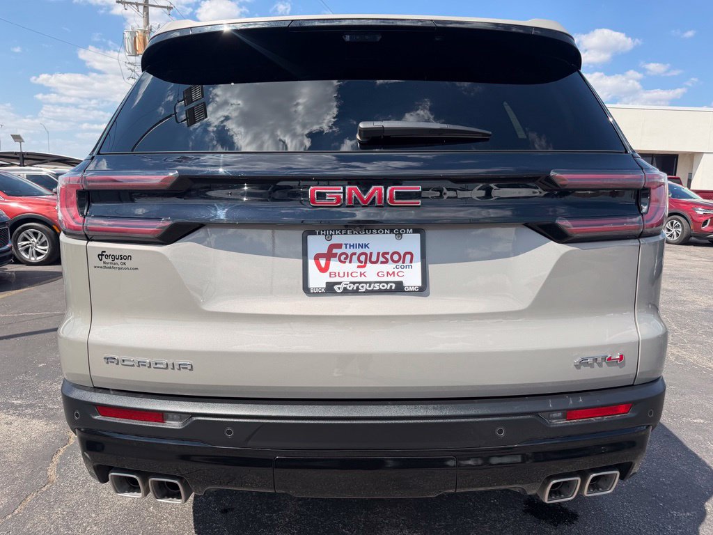 Used 2026 GMC Acadia AT4 w/ Luxury Package AWD/4WD image 15