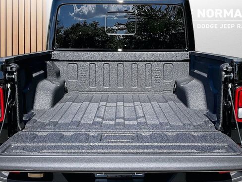 New 2026 Jeep Gladiator Sport image 25