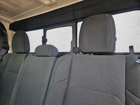 Used 2025 Jeep Gladiator Sport AWD/4WD image 13