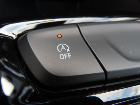 New 2026 Chevrolet Trax LT w/ Driver Confidence Package image 10