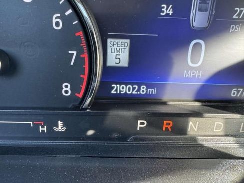 Used 2022 Ford Explorer XLT w/ Equipment Group 202A image 40