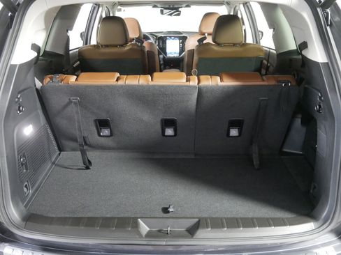 Used 2025 Subaru Ascent Touring w/ Popular Package #2 image 18