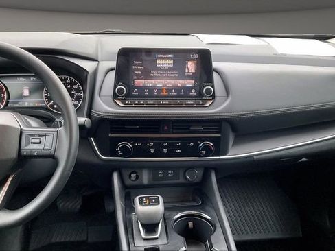 Certified 2026 Nissan Rogue S AWD/4WD image 6
