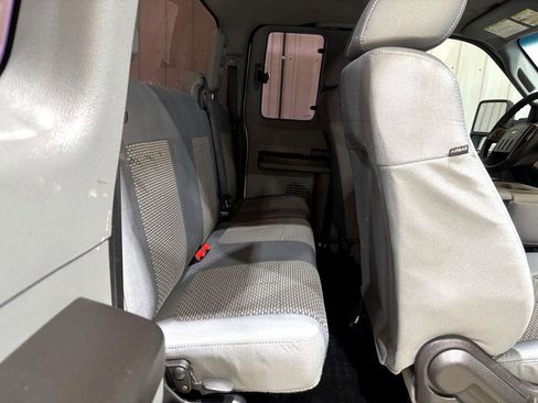 Used 2016 Ford F250 XL w/ Power Equipment Group image 14