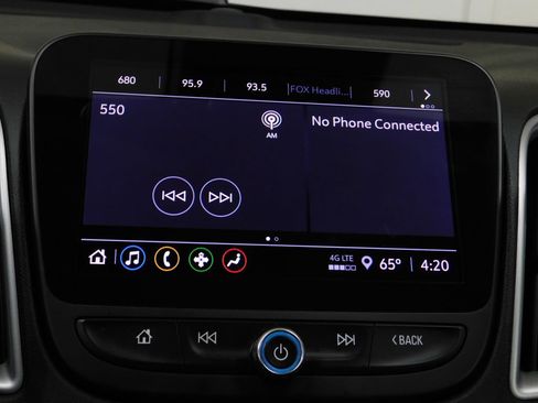 Used 2023 Chevrolet Malibu LT FWD image 40