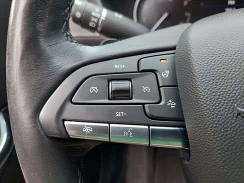 Used 2023 Cadillac XT4 Premium Luxury FWD image 28