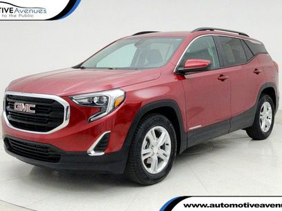 Used 2021 GMC Terrain SLE w/ Driver Convenience Package