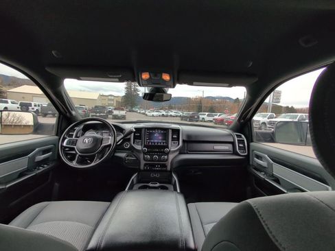 Used 2021 RAM 2500 Big Horn w/ Level 1 Equipment Group AWD/4WD image 21