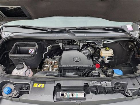 Used 2024 Mercedes-Benz Sprinter 2500 image 23