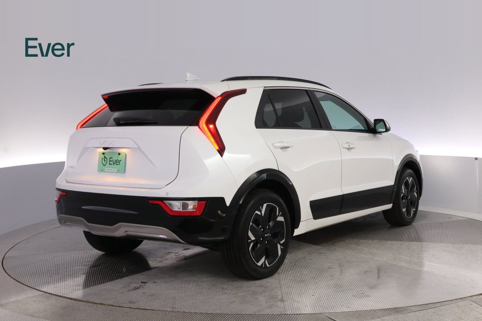 Used 2026 Kia Niro Wind FWD image 3