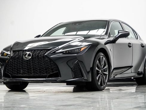 Used 2024 Lexus IS 350 F Sport w/ Memory Package AWD/4WD image 9
