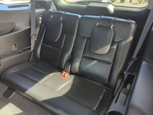 Used 2022 Ford Explorer Limited w/ Equipment Group 301A image 30