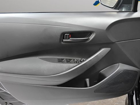 Used 2024 Toyota Corolla LE image 12