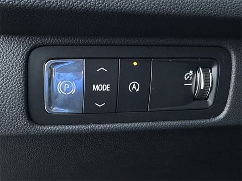 New 2026 Chevrolet Traverse LT w/ Driver Confidence Package image 17