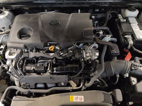 Used 2024 Toyota Camry SE image 30