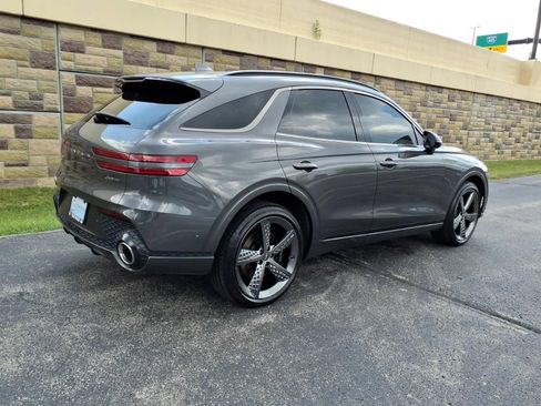 Used 2023 Genesis GV70 3.5T Sport w/ Sport Prestige Package AWD/4WD image 12