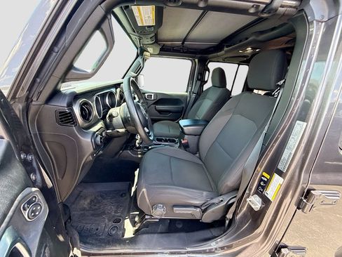 Used 2023 Jeep Wrangler Unlimited w/ Convenience Group AWD/4WD image 23