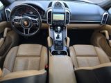 Used 2016 Porsche Cayenne image 3
