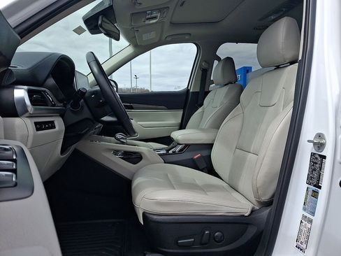 Used 2020 Kia Telluride EX w/ EX Premium Package image 13