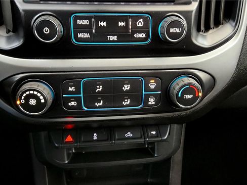 Used 2016 Chevrolet Colorado LT w/ LT Convenience Package image 30