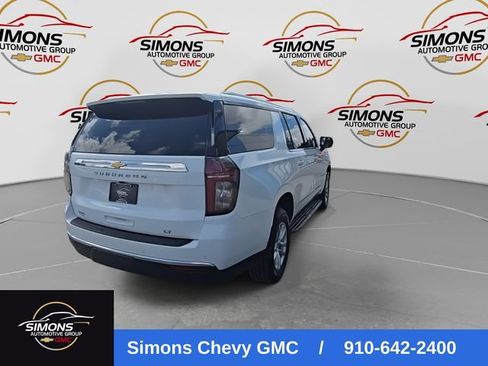 Used 2024 Chevrolet Suburban LT RWD image 8