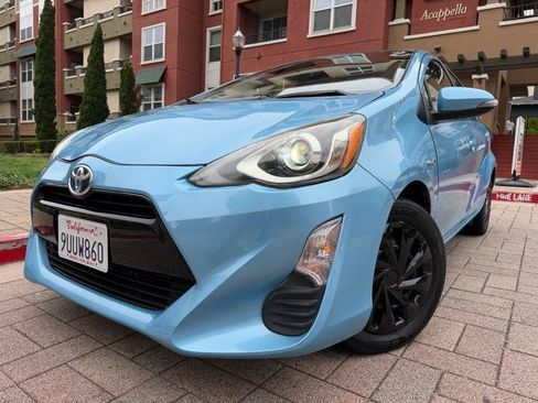 Used 2016 Toyota Prius C Two FWD image 17