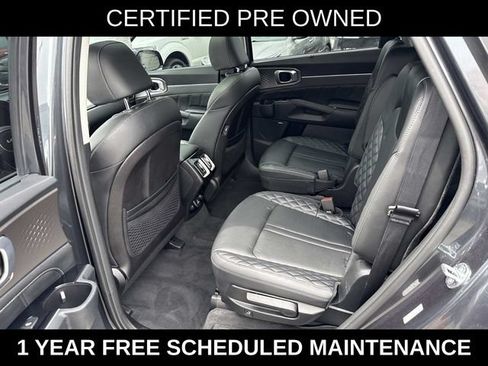 Used 2023 Kia Sorento SX AWD/4WD image 15