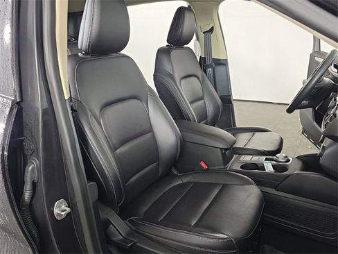 Used 2020 Ford Escape SEL image 21